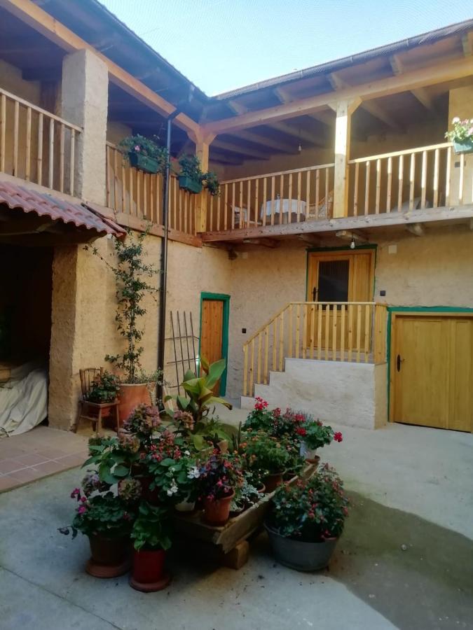Casa Las Eras San Martín del Camino Exteriör bild